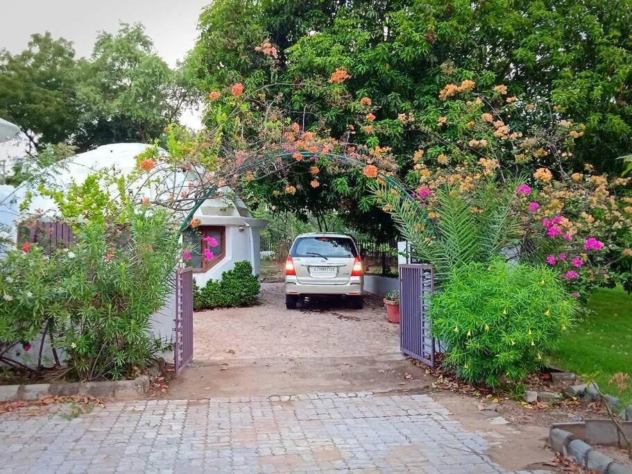 Mamta'S Home- Kensville Nanodra Exterior photo
